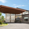 Отель Days Inn by Wyndham Montreal East, фото 1