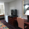 Отель Hallmark Inn and Suites, фото 4