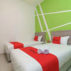 Отель Formerly RedDoorz Plus UIN Raden Fatah Palembang, фото 13
