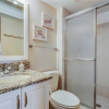 Отель Carlos Pointe 413 - Two Bedroom Condo, фото 9