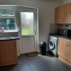 Отель CIean and cozy quiet 3 bedroom house close to NEC and Heartland Hospital best for contractors or fam, фото 6