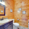 Отель Sensational Views 4 Bedroom Cabin by RedAwning, фото 11