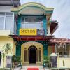 Отель Spot on 2556 Lubuk Nyarai Homestay Syariah, фото 12