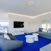 Отель Quarters A1- Luxurious & Spacious, фото 3