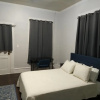 Отель Premium Suite private bathroom w full house amenities rm 5, фото 10