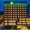 Отель Holiday InnXian East, an IHG Hotel, фото 1