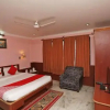 Отель OYO 18681 Amrapalli Resorts, фото 6