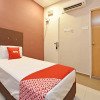 Отель Super OYO Capital O 90556 Hotel Cherita Rooms, фото 22