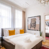 Отель Kafka Apartment 4BR+2bath Old Town, фото 3