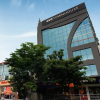 Отель OYO Townhouse 232 RP Road, фото 1
