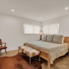 Отель Luxury Home Just 2blcks From Main St!, фото 2