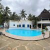 Отель Charming and Remarkable15-bed Villa in Diani Beach, фото 5