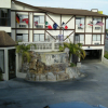 Отель Jolly Roger Hotel, фото 1