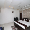 Отель OYO 8837 Hotel Surya Galaxy, фото 1