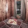 Отель Perfect Cabin, 2 Bedrooms, Fireplace, Midtown, Sleeps 5, фото 1