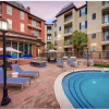 Отель Uptown CityPlace Apartments X RBA Living, фото 1