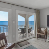 Отель Sand In My Shoes ~ Gulf Front ~ Amazing Views ~ 3 Beds/2.5 Baths ~ Pool, фото 15