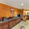 Отель Econo Lodge Inn & Suites, фото 18
