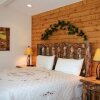 Отель Rocky Mountain Retreat 2 Three Bedroom Cabin With Beautiful Views and Personal Hot Tub. 3 Cabin, фото 6