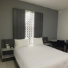 Отель Studio Inn & Suites, фото 6