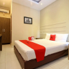 Отель RedDoorz Plus @ Jalan Damai 2, фото 4