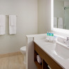 Отель Holiday Inn Express & Suites Des Moines Downtown, an IHG Hotel, фото 9