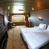 Отель Vintage Luxury Yacht Hotel, фото 6