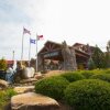 Отель Great Wolf Lodge Concord в Конкорде