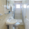 Отель Tudors eSuites Birmingham Townhouse for Contractors, фото 24