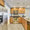 Отель Sterling Breeze by Book That Condo, фото 6