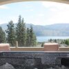 Отель Lake Okanagan Bed and Breakfast, фото 9