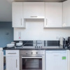 Отель Bright 2BR Flat With Terrace Near Earls Court st, фото 5