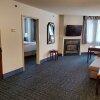 Отель Ramada Plaza Calgary Airport Hotel and Conference Centre, фото 35