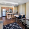 Отель Global Luxury Suites at the Gateway Arch, фото 24