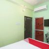 Отель OYO Flagship 22740 Near Anisabad Golambar, фото 14