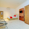 Отель OYO 90218 Ubaran Guest House, фото 20