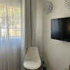 Отель Charming Executive Studio, Solar Power, Wifi, фото 12