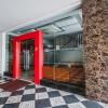 Отель RedDoorz Plus near Universitas Negeri Makassar, фото 21