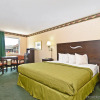 Отель Red Carpet Inn & Suites, фото 3