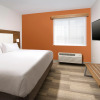 Отель Holiday Inn Express & Suites San Antonio-Dtwn Market Area, an IHG Hotel, фото 6