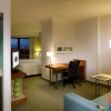 Отель SpringHill Suites Newark Liberty Int. Airpt., фото 3