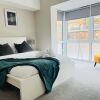 Отель Amber Apartment 2 in Newmarket, фото 2