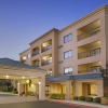 Отель Courtyard by Marriott San Antonio Airport/North Star Mall, фото 1
