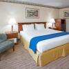 Отель Holiday Inn Express Roseville-St. Paul, an IHG Hotel, фото 50