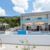 Отель Amazing Home in Srinjine With Outdoor Swimming Pool, Wifi and 4 Bedrooms, фото 1