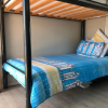 Отель Beach Pod Studio - Tairua Bach, фото 9