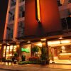 Отель Hemingway's Hotel в Патонге