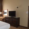 Отель Holiday Inn Express Springdale - Zion National Park Area, an IHG Hotel, фото 2