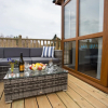 Отель Beautiful 2-bed Chalet + Hot Tub Near Strathpeffer, фото 21