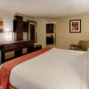 Отель Holiday Inn Express & Suites Baltimore West - Catonsville, an IHG Hotel, фото 3